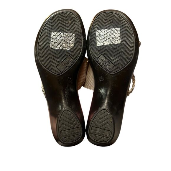 Dexflex by Dexter silver heeled sandals. Size 6.5 - Picture 4 of 6